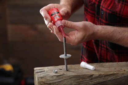 J-B WELD 27136 vysoko pevnostní zajišťovač závitů PermaLock ( 36ml ) - Image 3