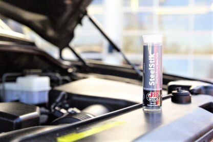 J-B WELD 8267 epoxidový tmel pro opravy kovových materiálů SteelStik ( 57g ) - Image 3